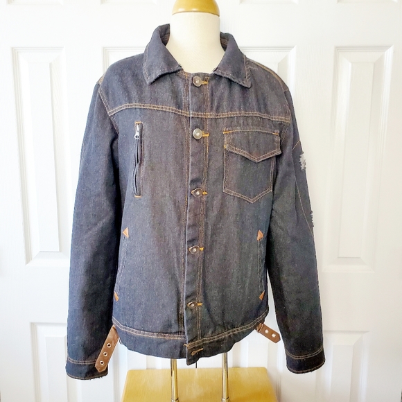 Fashion Denim Jacket RUNS SMALL - Picture 2 of 6